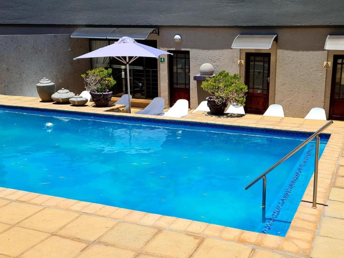 Magalies Mountain Lodge And Spa Hartbeespoort Exterior photo